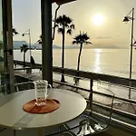 Appartamento Beachfront, First Line, 2-bdr,2-bath, Swiming Pool