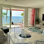 Appartamento Beachfront, First Line, 2-bdr,2-bath, Swiming Pool *