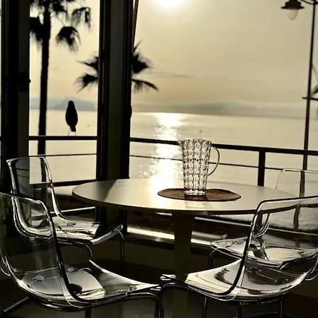 Daire Beachfront, First Line, 2-bdr,2-bath, Swiming Pool