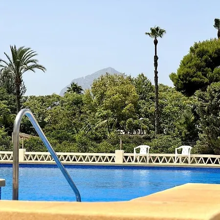 Beachfront, First Line, 2-bdr,2-bath, Swiming Pool דירה