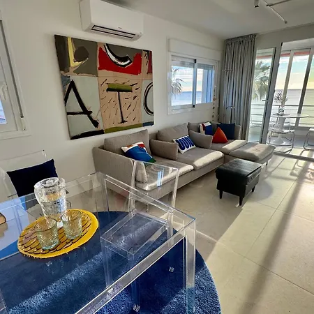 Lägenhet Beachfront, First Line, 2-bdr,2-bath, Swiming Pool *