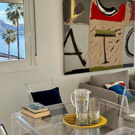 Beachfront, First Line, 2-bdr,2-bath, Swiming Pool אלביר