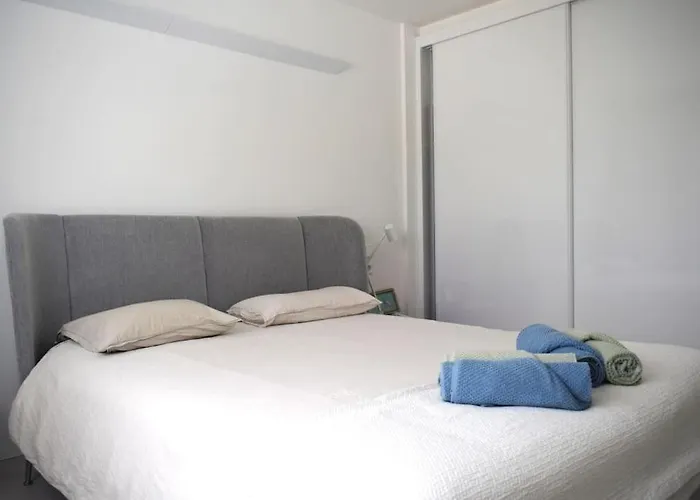 Beachfront, First Line, 2-bdr,2-bath, Swiming Pool 公寓 *