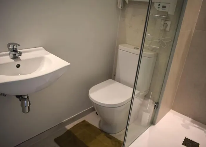 Beachfront, First Line, 2-bdr,2-bath, Swiming Pool 公寓 *