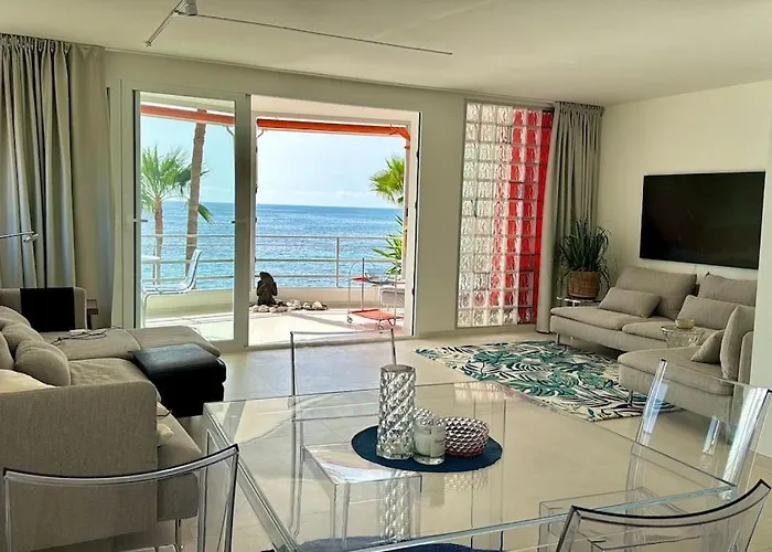 公寓 Beachfront, First Line, 2-bdr,2-bath, Swiming Pool *